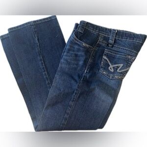 Cruel girls, youth 8R, starched